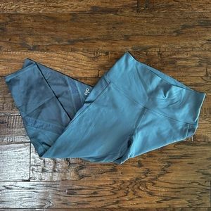 ALO YOGA Women's High Waist Epic Crop Legging Mesh Satin - Size Small